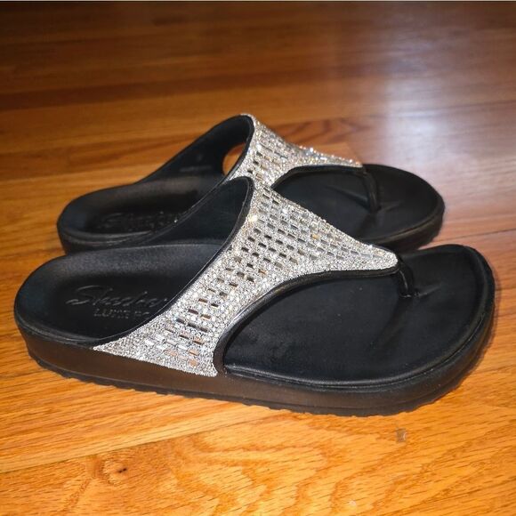 Skechers Embellished Rubber Sandals Womans Size 8 - Picture 1 of 6